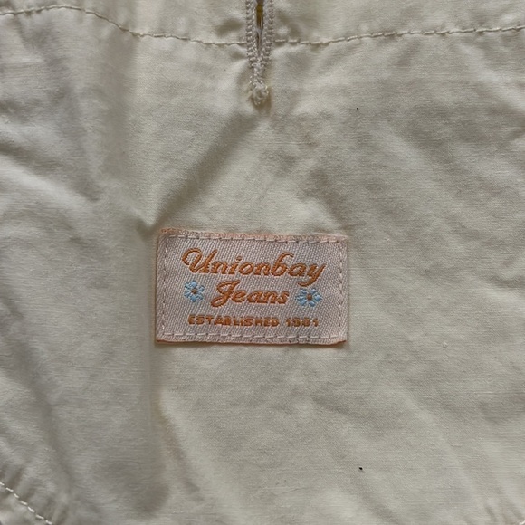 Unionbay Yellow Baggy Cargo Capris Pants Tie hem size 7 - Picture 7 of 7